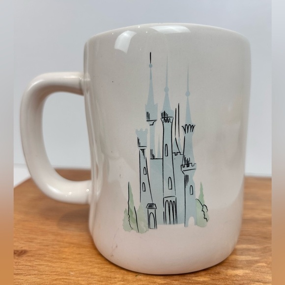 Rae Dunn “A Dream Come True” cream coffee mug, Disney Princess Collection, New - Picture 3 of 9